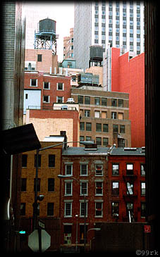 nyc5.jpg (33141 Byte)