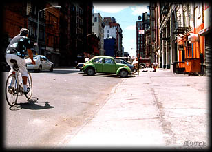 nyc8.jpg (28966 Byte)